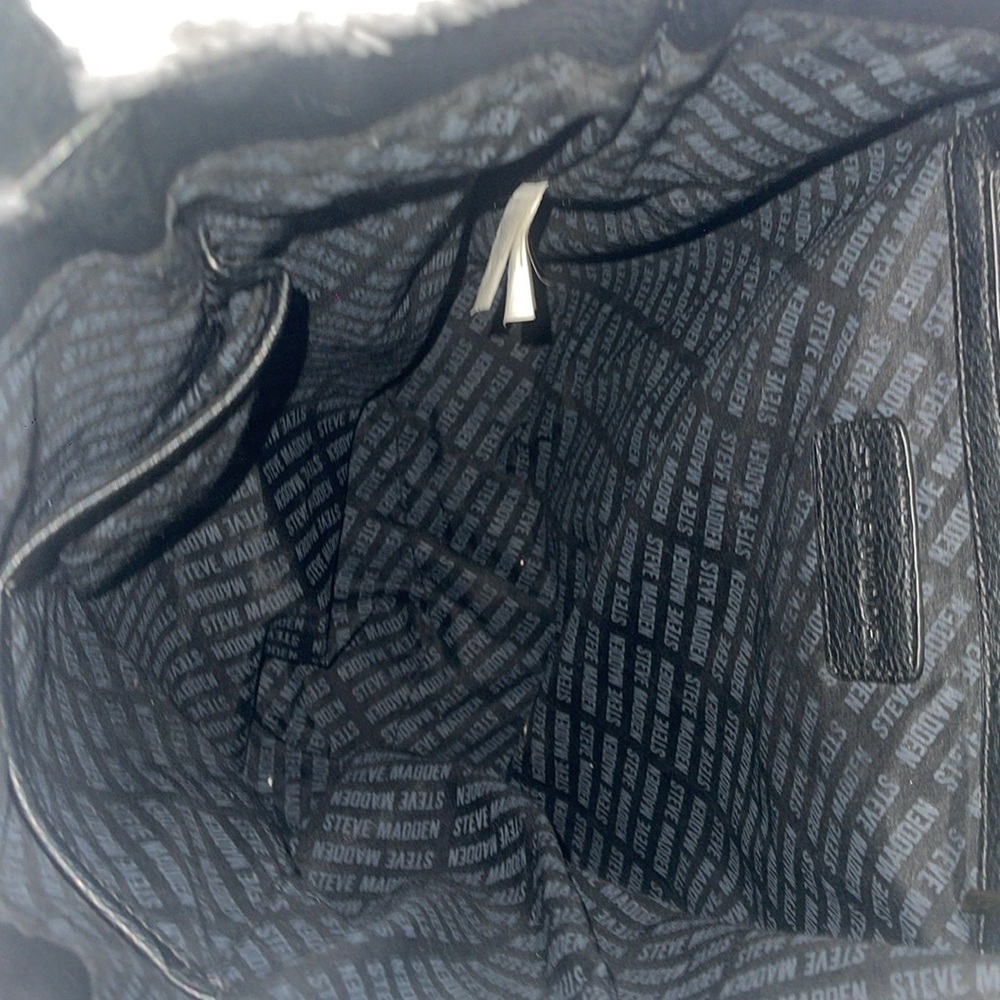 Steve Madden Gray Color And Black & Grey Lining. - image 3